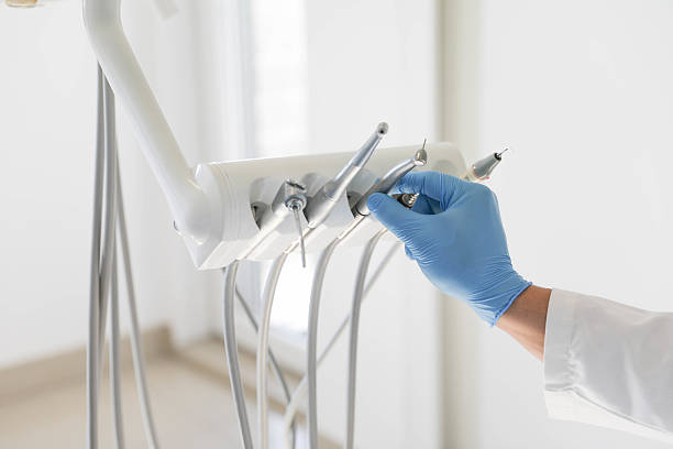 24/7 Emergency Teeth Whitening experts in Fox Lake Hills, IL